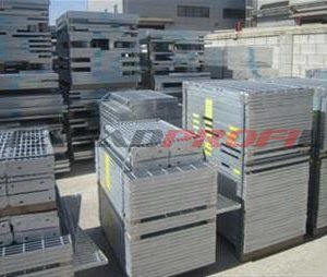 Лестничная ступень SР 34х38/30х3 Zn, длина: 800/240 мм